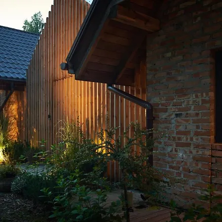 Вилла Kamionka Small House *