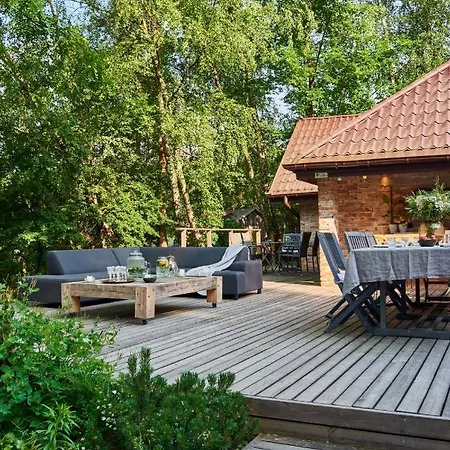 Вилла Kamionka Small House