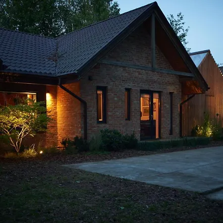 Вилла Kamionka Small House *